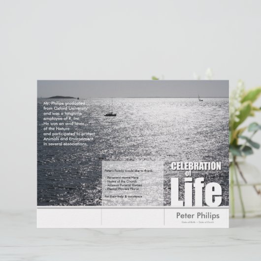 Tri-fold zeelandschap rouwdienst programmabrochure (Staand voorkant)