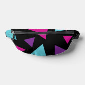 Triangles en rose, violet, bleu et noir (Poser)
