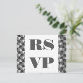 Triangles géométriques gris carte postale RSVP (Debout devant)