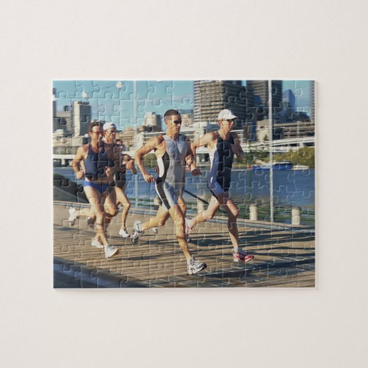 Triathloners lopen legpuzzel (Horizontaal)