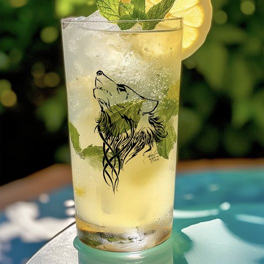 Tribal Black Wolf Howl Glas