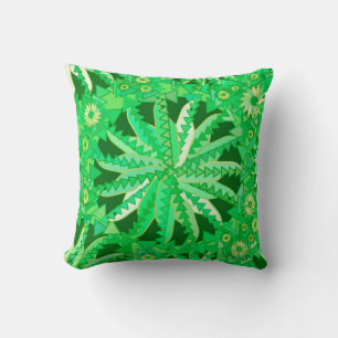 Tribal Mandala Print, Emerald and Lime Green Kussen
