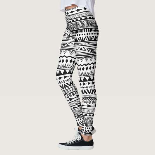 Tribal Print Black en White Aztec Pattern Boho Leggings (Links)