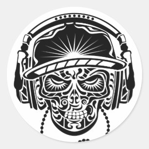 TRIBAL SKULL RONDE STICKER
