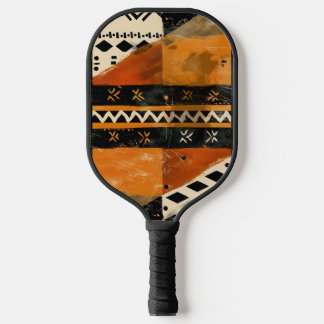 Tribale motieven in zwart en aardetinten pickleball paddle