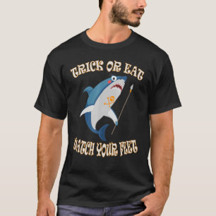 Trick of eet kijk naar je poten piratentanden t-shirt