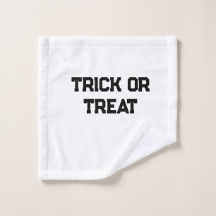 Trick or. Behandel Halloween spookachtige zwarte e Washandje