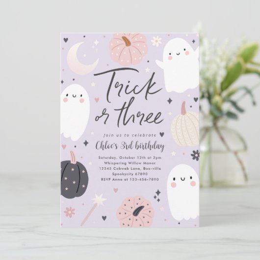 Trick or Three Boho Halloween Ghost 3e verjaardag Kaart (Staand voorkant)