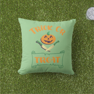 Trick or treat crossbones Halloween pompoen gezich Buitenkussen