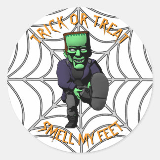 Trick or treat ruik mijn voeten-Frankenstein Stick Ronde Sticker