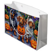 Trick-or-Treating honden tijdens Halloween Groot Cadeauzakje (Achterkant Gekanteld)