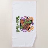 Trick or Turt Funny Turtle Halloween Strandlaken (Voorkant)