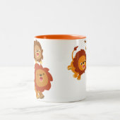 Trio heureux de tasse mignonne de lions de bande (Centre)