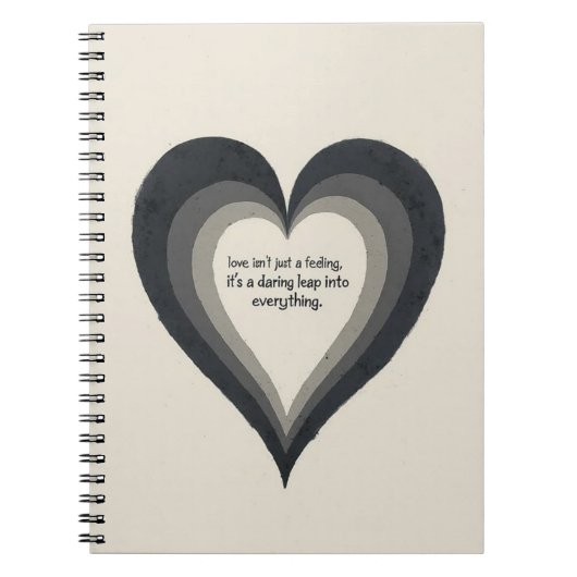 Triple Heart Layers - Vetgedrukte liefdesverklarin Notitieboek (Voorkant)
