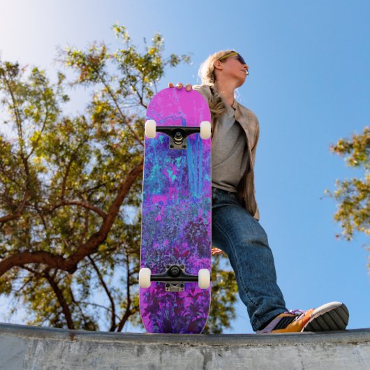 Trippy Hot Pink en Blue Impressionistic Landscape Skateboard (Buiten 1)