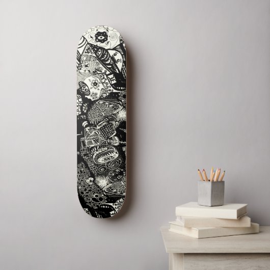 Trippy Sepia Black Skateboard (Muurkunst)