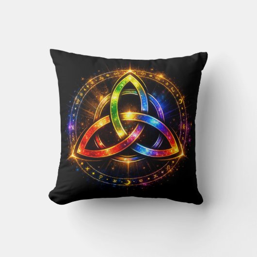 Triquetra_C Kussen (Voorkant)