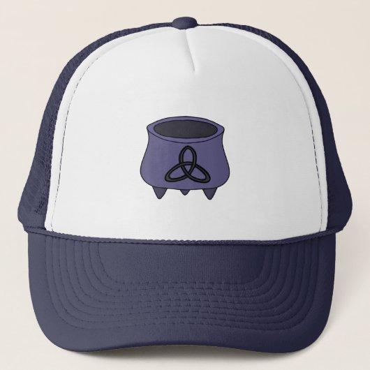 Triquetra Trinity Cauldron Trucker Pet (Voorkant)