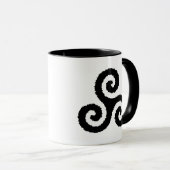 Triskele Celtic Mug (Devant droit)