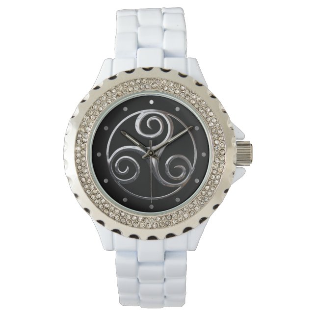 Triskelion Horloge (Voorkant)