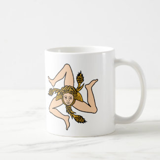 Triskelion sicilien avec la tasse de café de carte