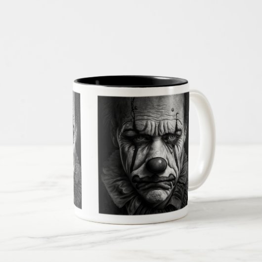 Triste Mug Clown à deux tons, 11 oz (Devant droit)