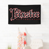 Trixster fait de la planche à roulettes bannière (En situation)