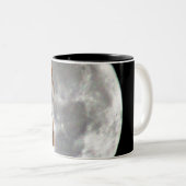 Trois beagles hurlant à la tasse de lune (Devant droit)