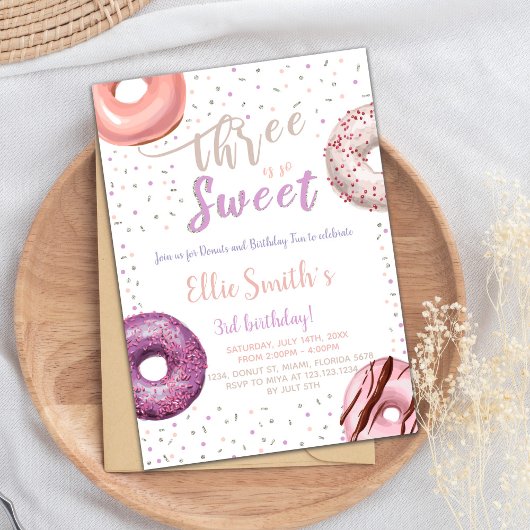 Trois beignes douces Invitation d'anniversaire