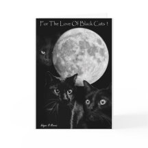 Trois chats noirs et la carte de voeux de lune