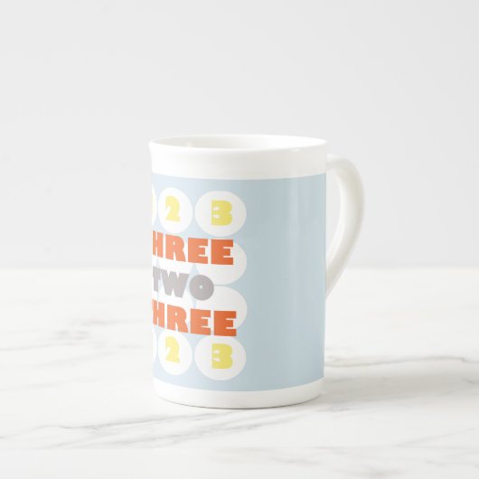 Trois deux trois Mug (Devant droit)