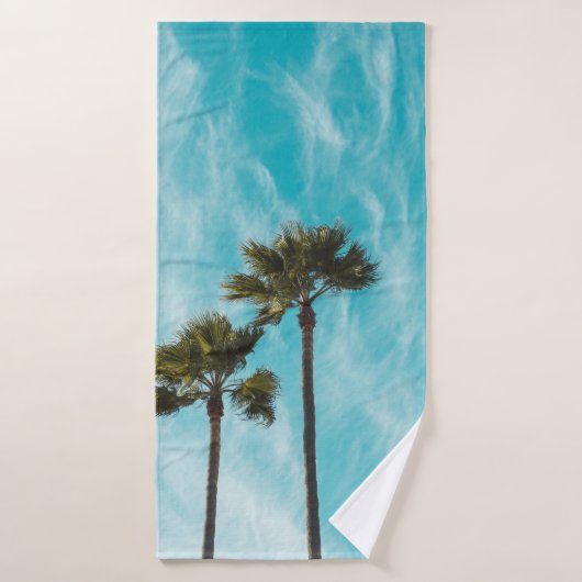 Trois feuilles vertes sous les nuages (Serviette de bain)