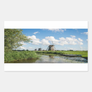 Trois moulins à vent et un autocollant rectangulai