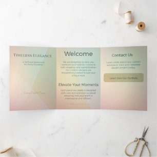 Trois Volets Carte Triptyque Design Minimaliste Élégant Neutre