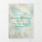 Trois Volets Chic Or Plumes Sweet 16 Party Invitation (Page de couverture)