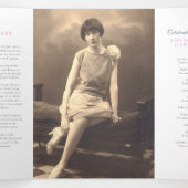 Trois Volets Programme de services funéraires fleur rose photo  (Intérieur au milieu)