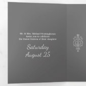 Trois Volets Silver Ghear Sweet 16 Party Invitation (Intérieur en premier)