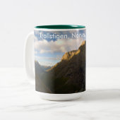 trollstigen , noorwegen tweekleurige koffiemok (Voorkant links)