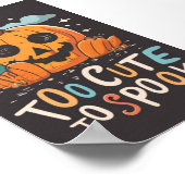 Trop mignon pour parler : Une affiche d'Halloween (Coin)