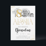 Tropical 80th Birthday Gold Invitation avec photo<br><div class="desc">Tropical 80th Birthday Gold Invitation Card with Photo fait partie de la collection Mariage. Ce produit est doté de scintilles de parties scintillant dorée personnalisables en section photo. Fait avec des polices décoratives. Explorez d'autres produits correspondants dans notre magasin.</div>