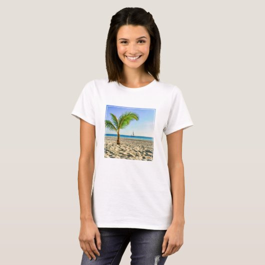 Tropical Beaches Sailboat, Palm Tree, Aruba T-shirt (Voorkant volledig)