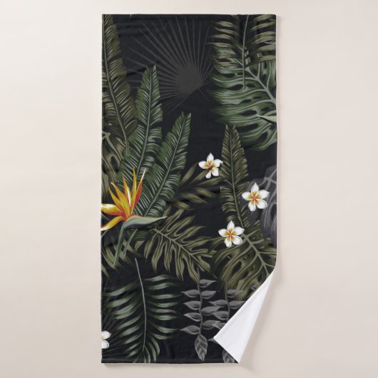 Tropical leaves and flowers in the night style. Se Badhanddoek (Badhanddoek)