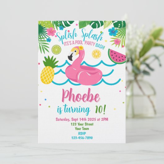Tropical Pool Party Pink Flamingo Invitation (Debout devant)
