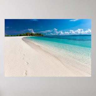 Tropisch eiland voetsporen in het zand poster