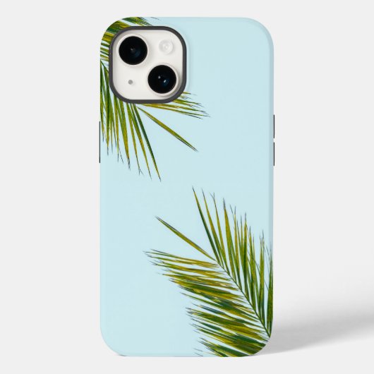 Tropisch groene palmblad op lichtblauw Case-Mate iPhone case (Achterkant)
