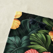 Tropisch Koraal Roze en Gele Hibiscus Bloemen Strandlaken (In situ)