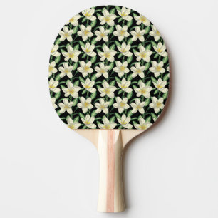 Tropisch naadloos patroon witte bloemen groen blad tafeltennisbatje