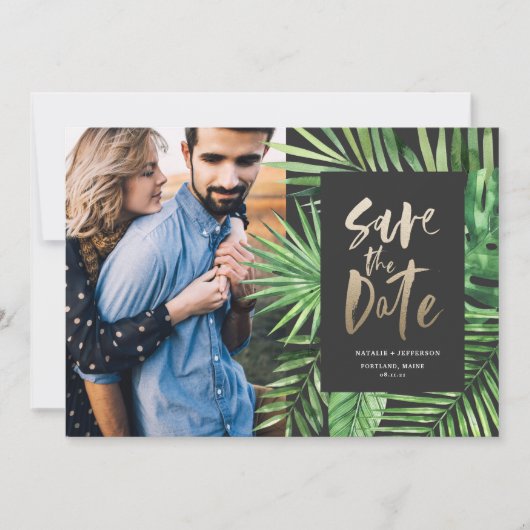 Tropisch palmblad en gouden bladzijden met bladzij save the date (Voorkant)