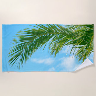 Tropisch Palmenblad Paradijs Onder Blauwe Lucht Strandlaken