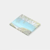 Tropisch strand met handpalmen post-it® notes (Schuin)